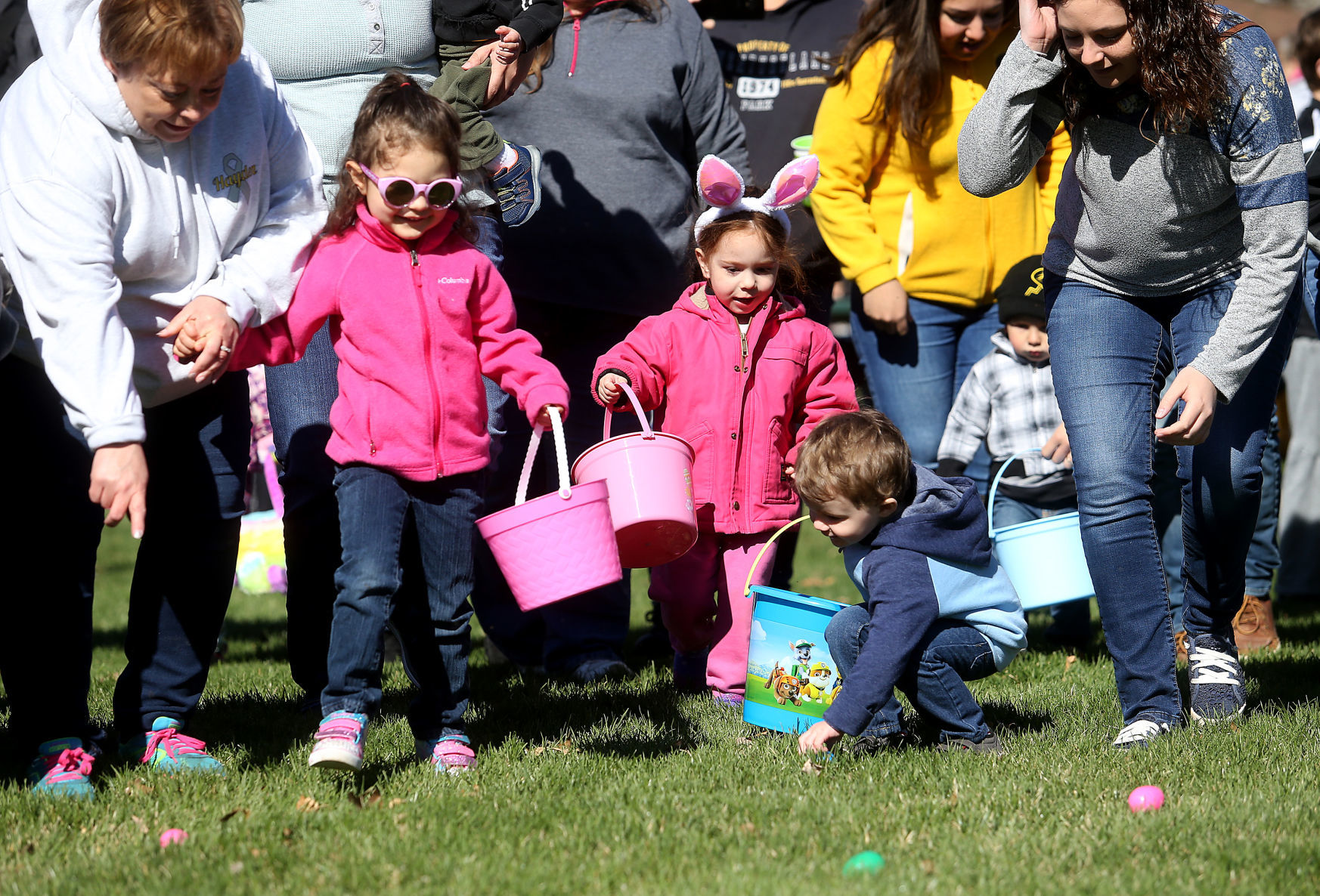 041319-mus-egghunt-001